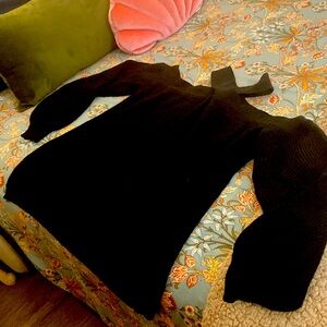Cozy Black Off the shoulder sweater